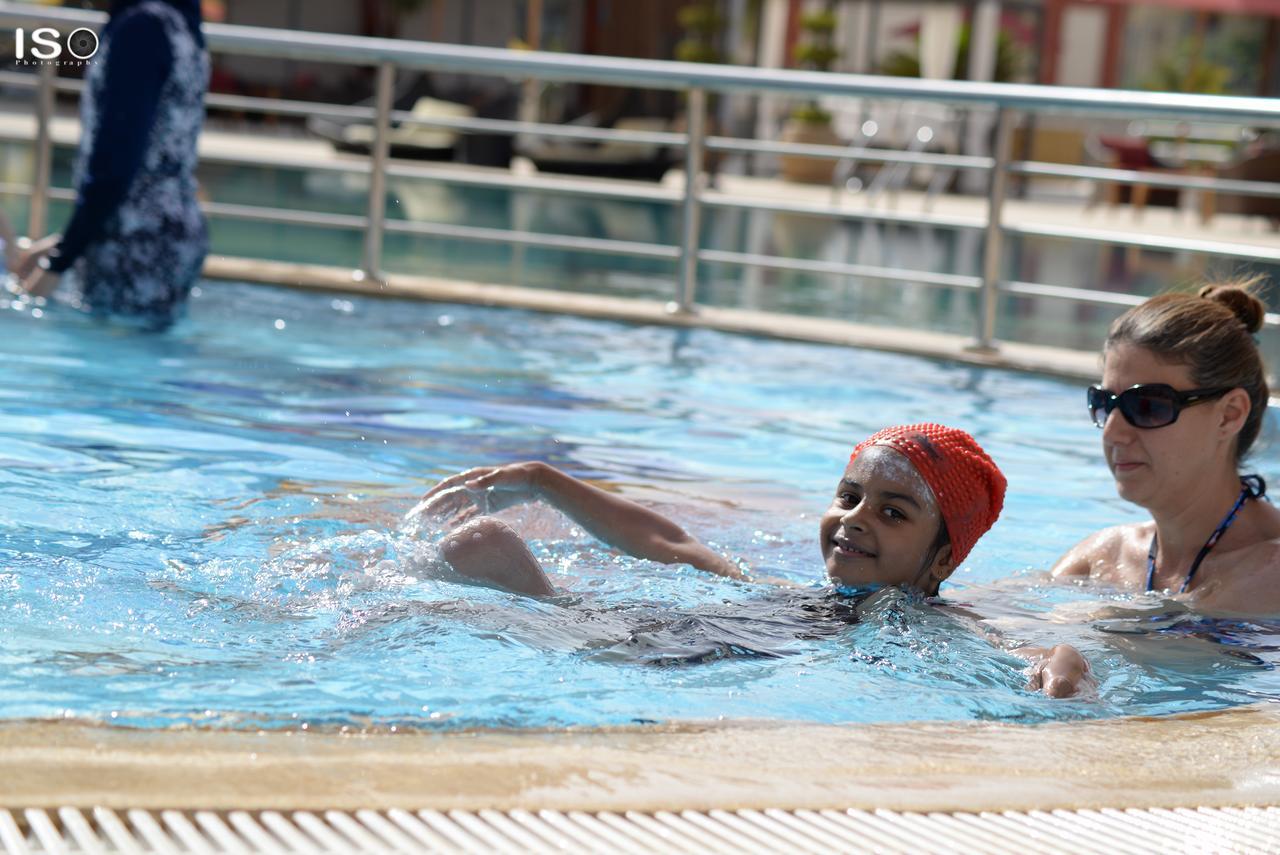 Tolip El Narges Otel Kahire Dış mekan fotoğraf Swimming